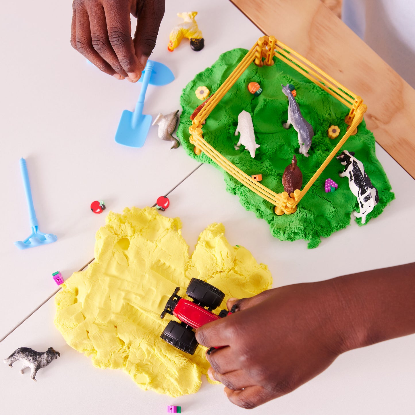 Creativity For Kids - Small World Sensory Pack - Farm